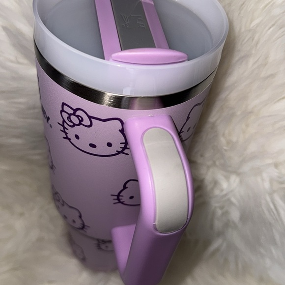 Stanley X Hello Kitty 40oz Tumbler NEW - Picture 7 of 7